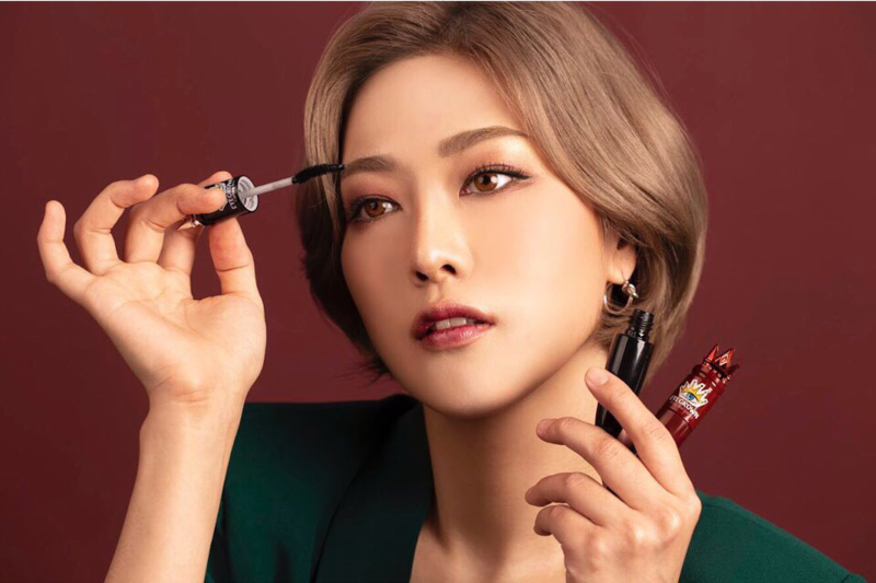 beauty blogger 05b