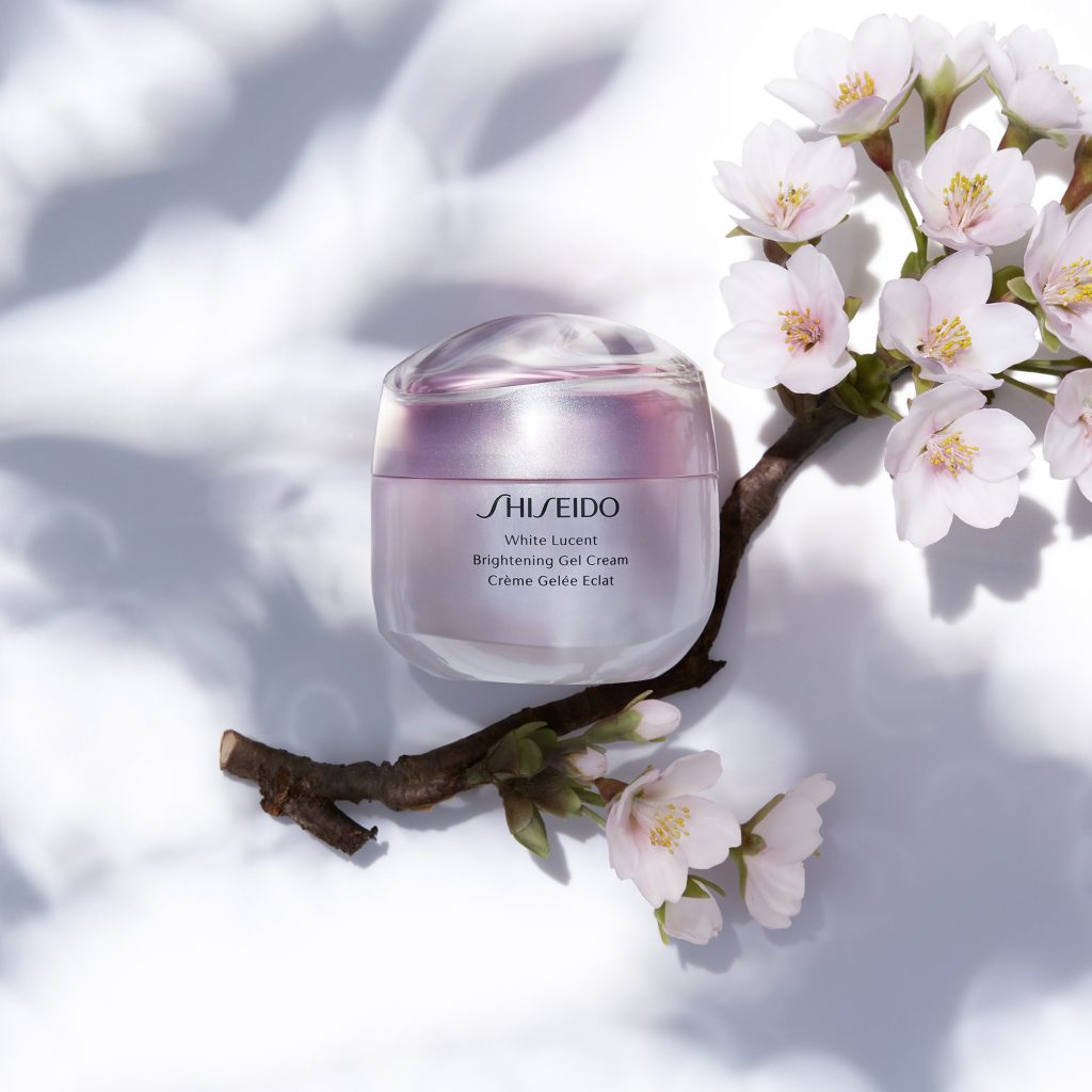 Khơi dậy vẻ trắng sáng rạng rỡ từ bên trong cùng White Lucent từ Shiseido 3