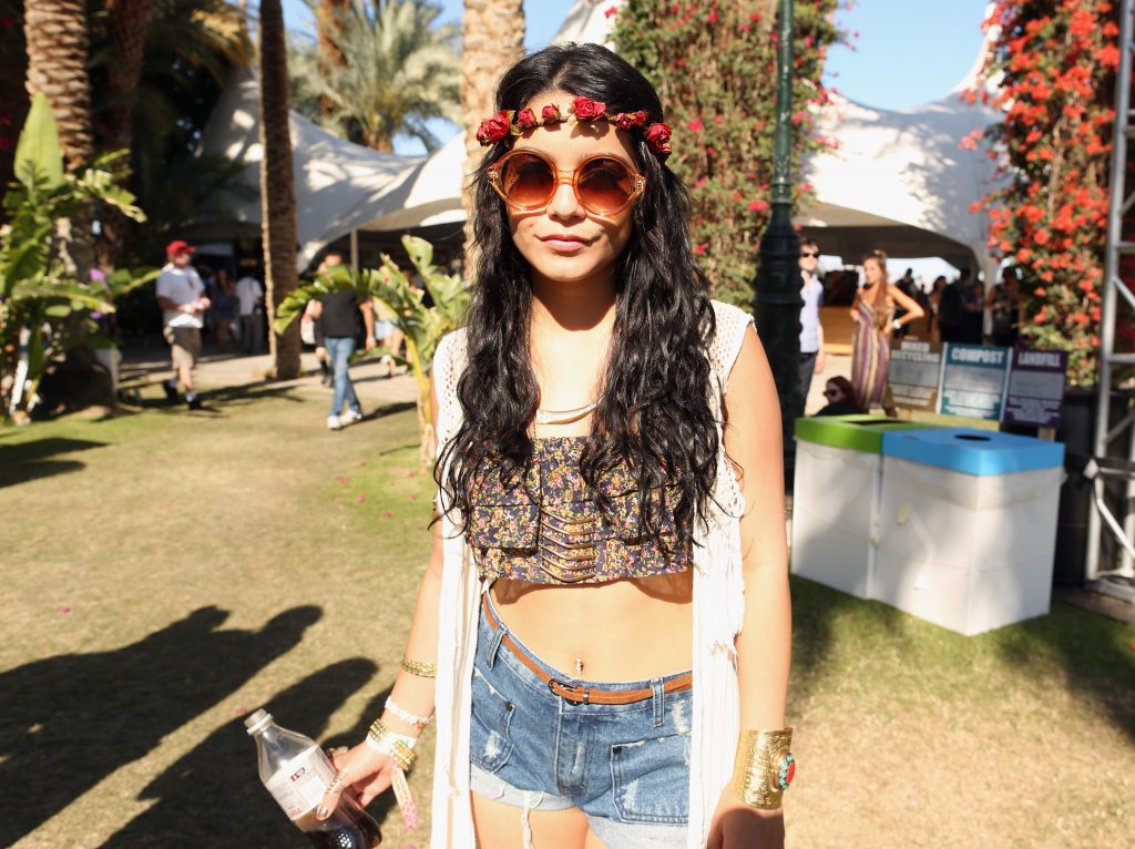 phong cách thời trang “nữ hoàng Coachella” Vanessa Hudgens 3