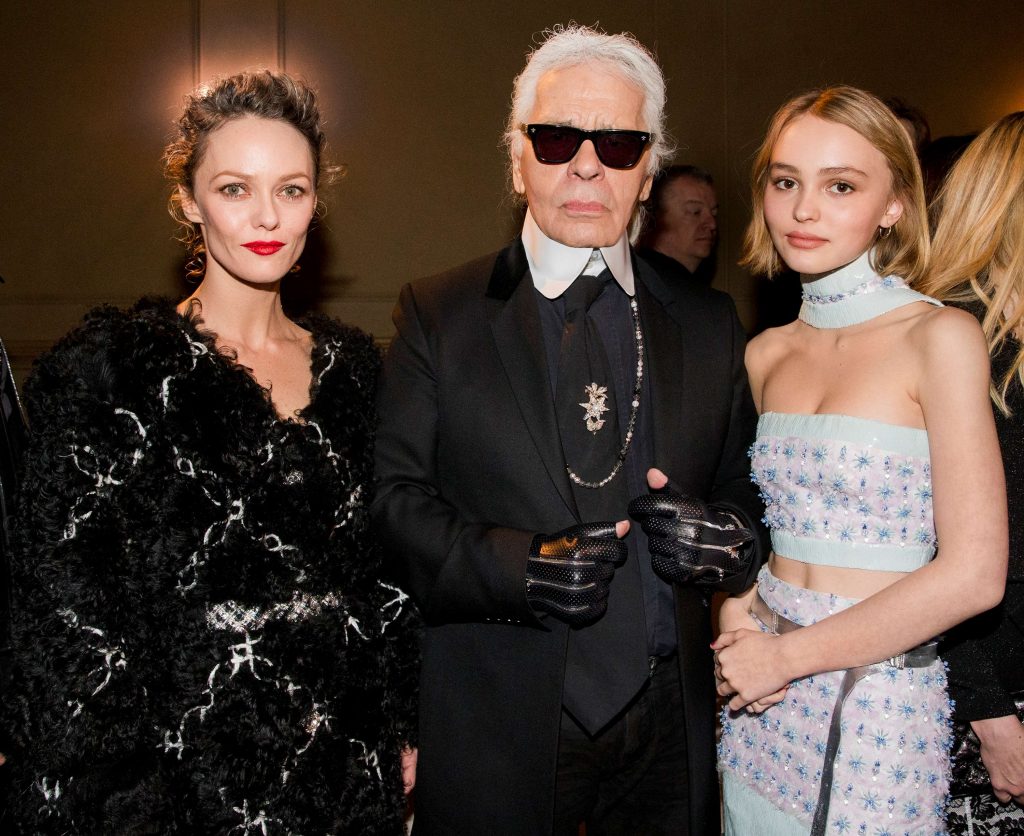 Vanessa Paradis, Lily-Rose Depp và Karl Lagerfeld