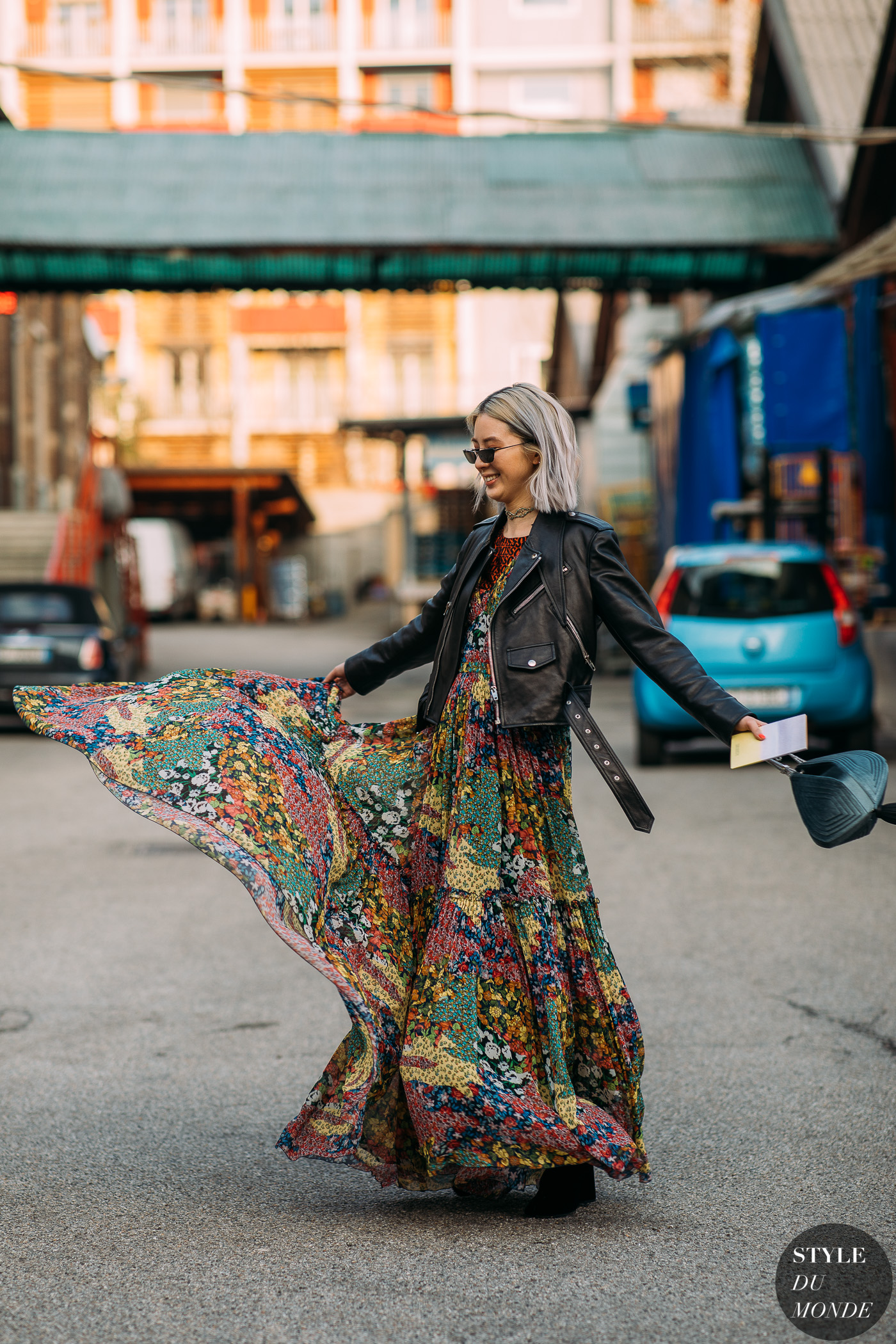 tÃ­n Äá» thá»i trang Irene Kim diá»n jacket thuá»c da Äen, Äáº§m há»a tiáº¿t hoa