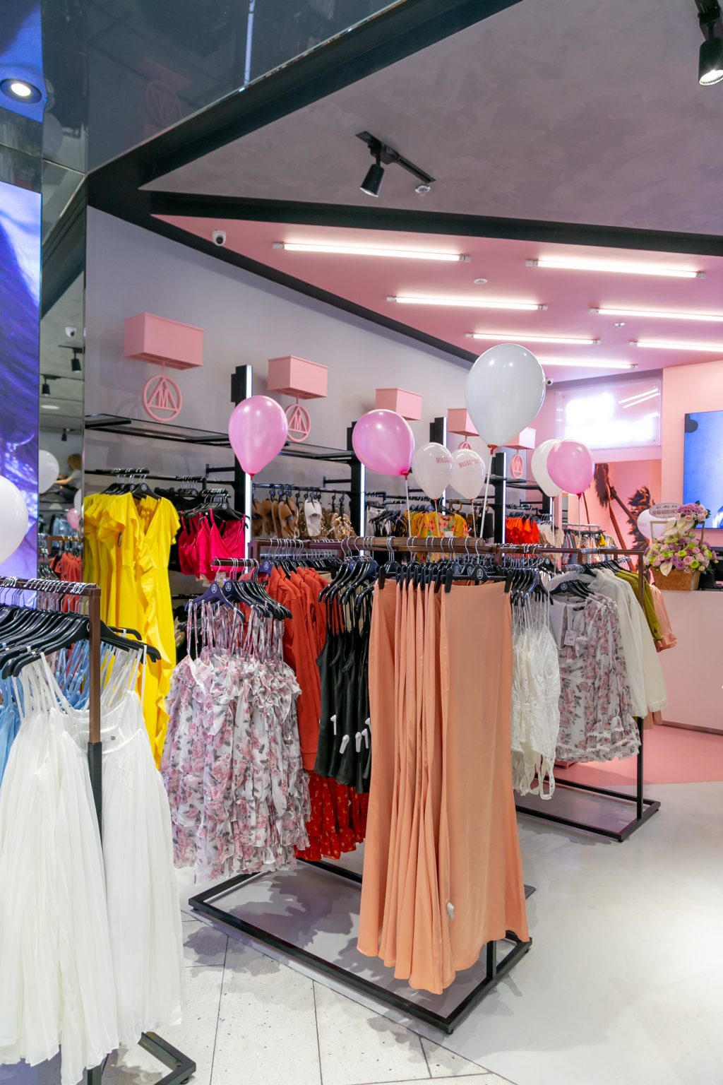 MISSGUIDED 01 (21)
