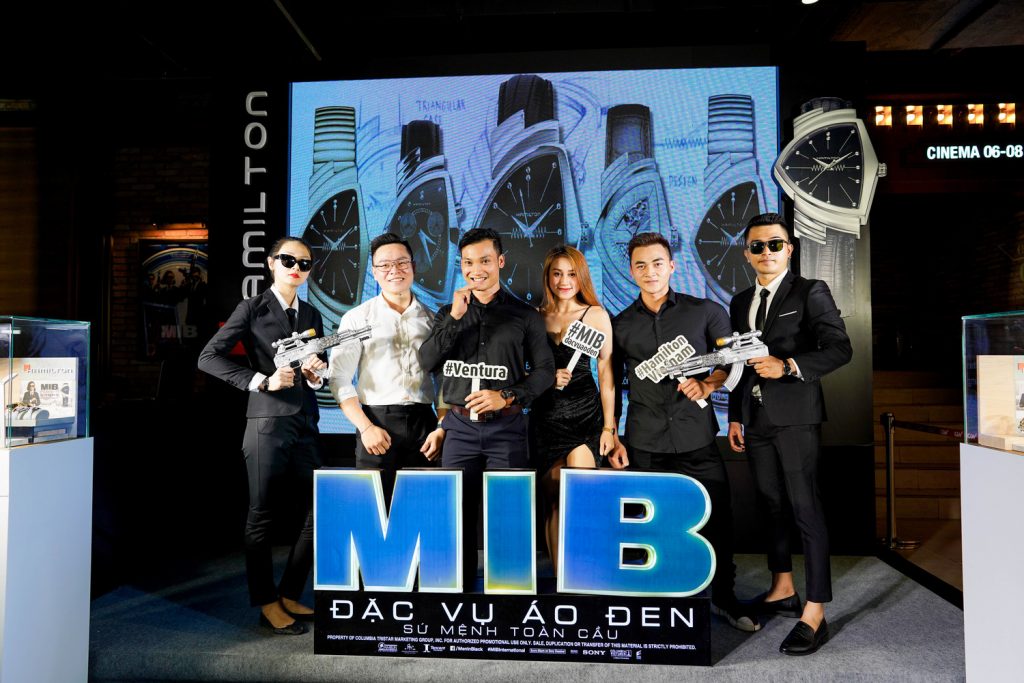 đồng hồ hamilton men in black 06