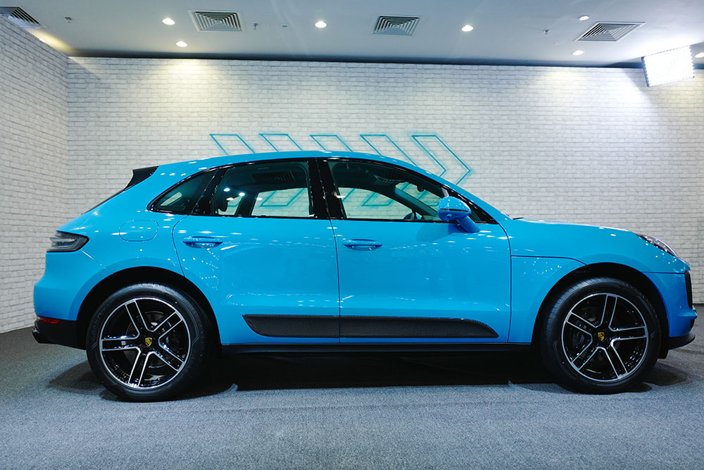Porsche Macan 2019 màu Miami Blue