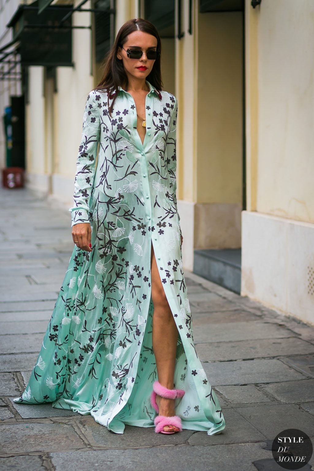 Evangelie Smyrniotaki đầm sơmi lụa xanh paris haute couture 