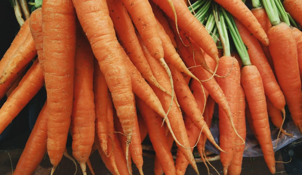 cà rốt làm đẹp với cà rốt
