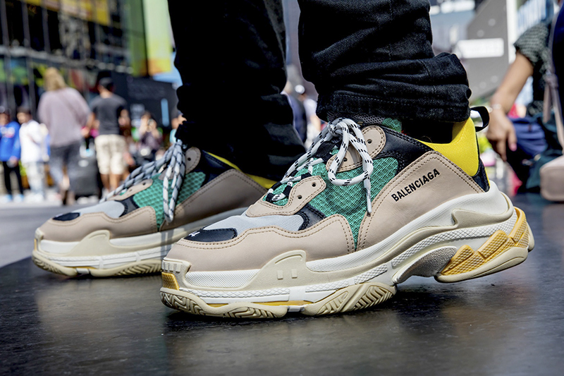 giày sneaker Balenciaga Triple S