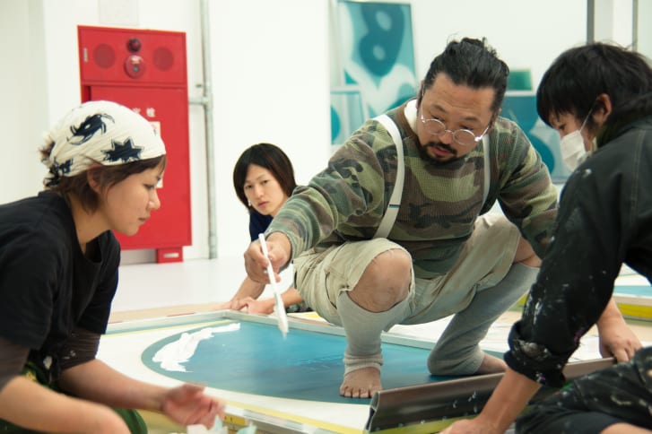 Takashi Murakami tại studio