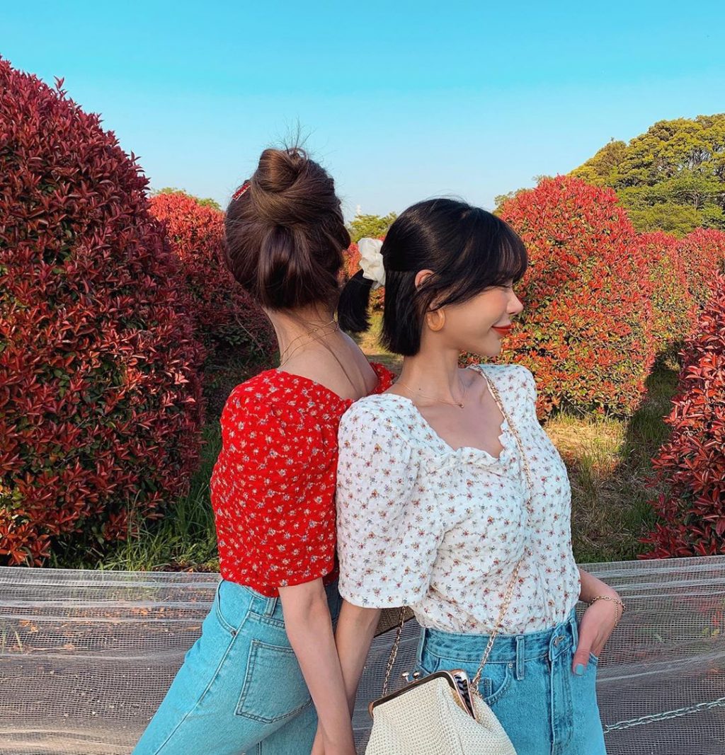 áo blouse tay phồng hoa tiết bi hoa