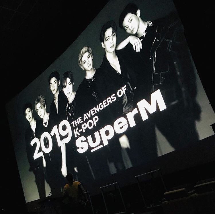 Hình SuperM