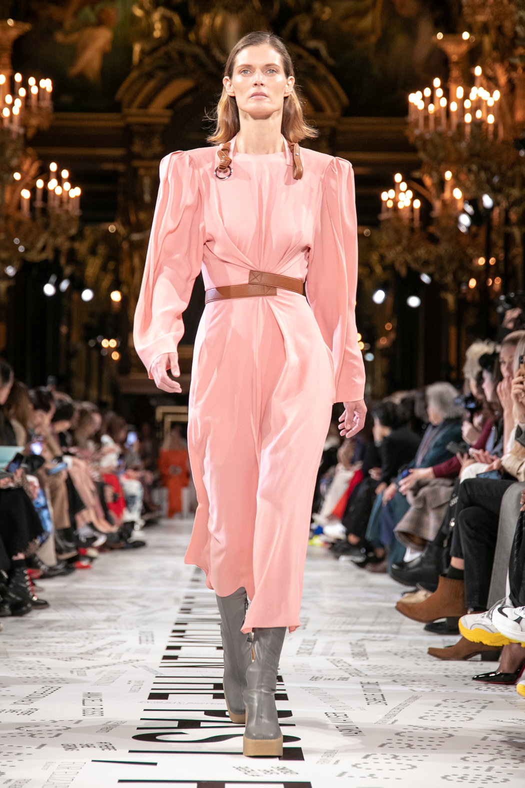 BST Stella McCartney Thu - Đông 2019