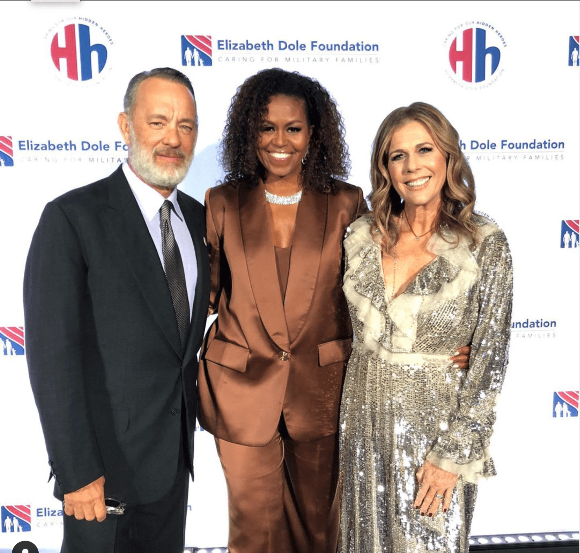 Michelle Obama mặc suit Công Trí