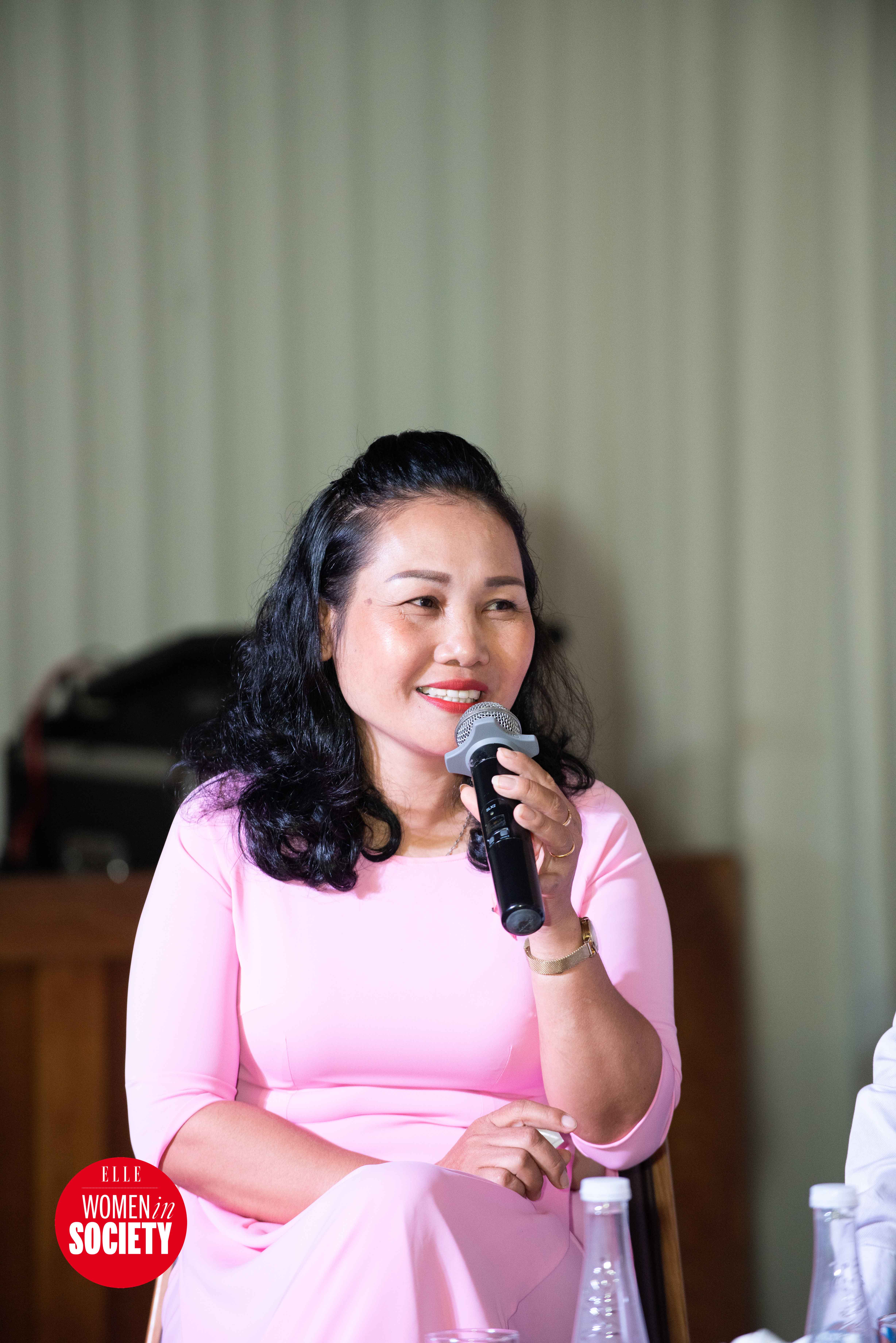 Chị Mai Phương chia sẻ trong elle women in society 2019