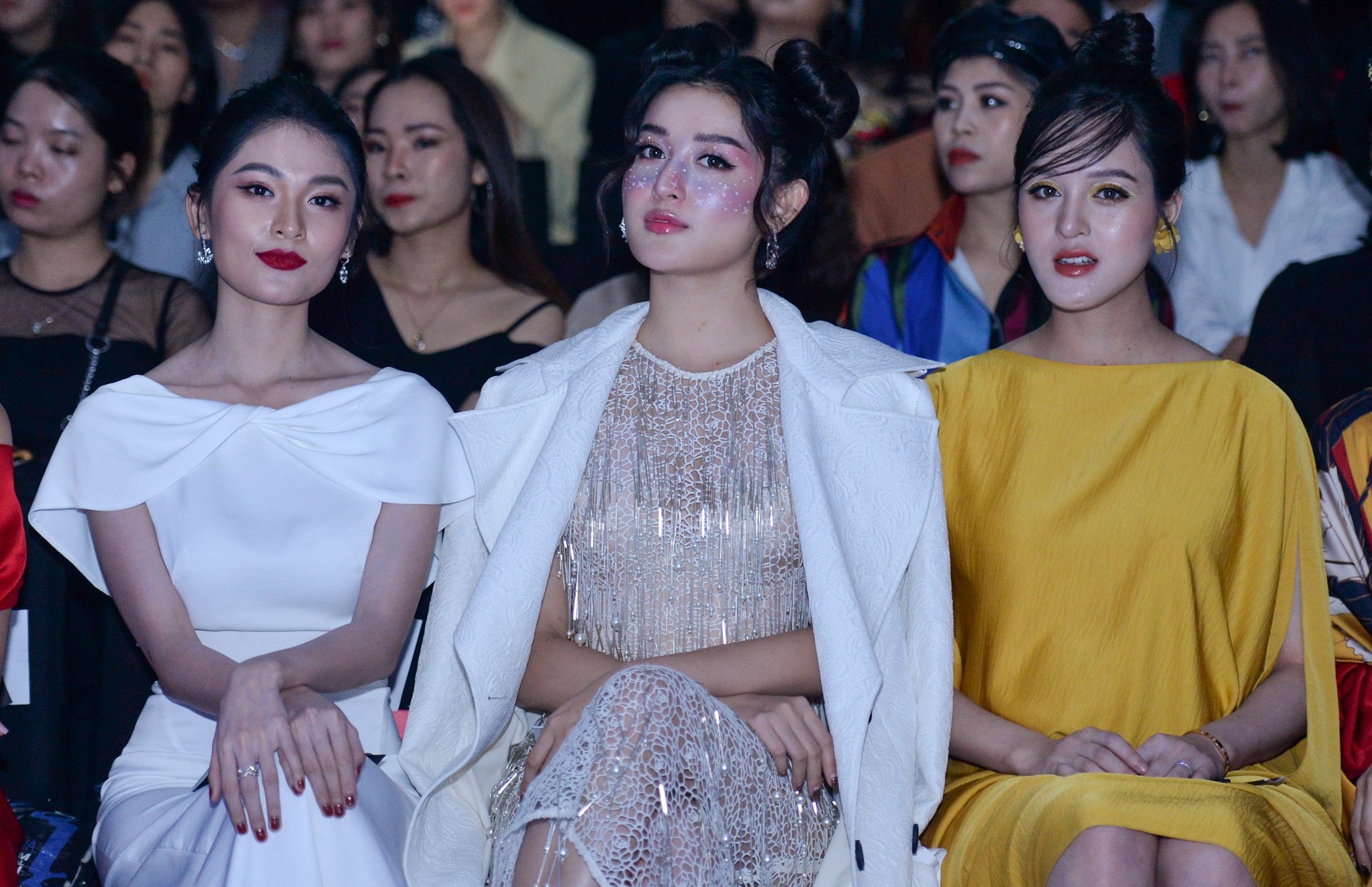 Aquafina Vietnam International Fashion Week 1