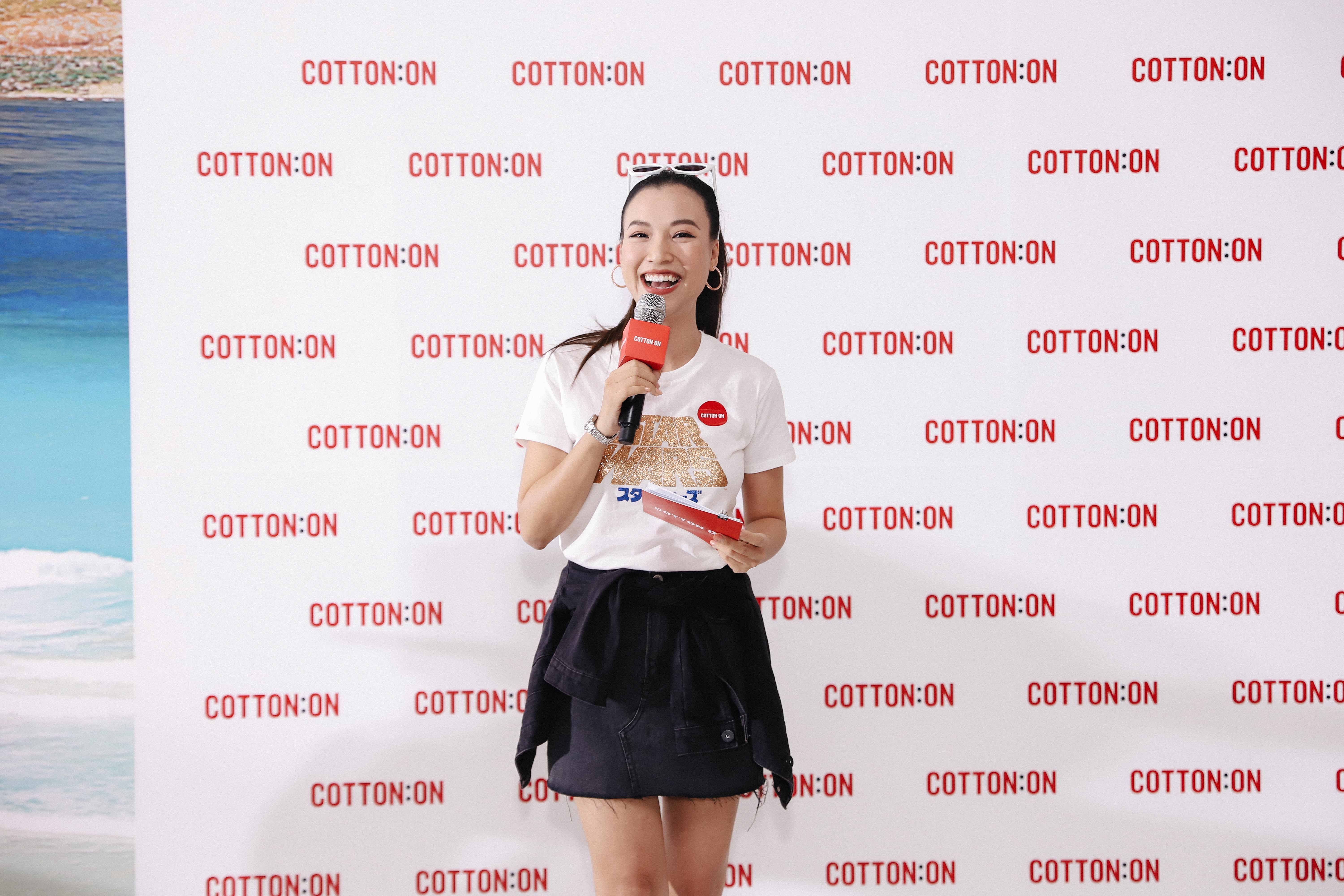 MC Hoàng Oanh tại sự kiện cotton:on việt nam