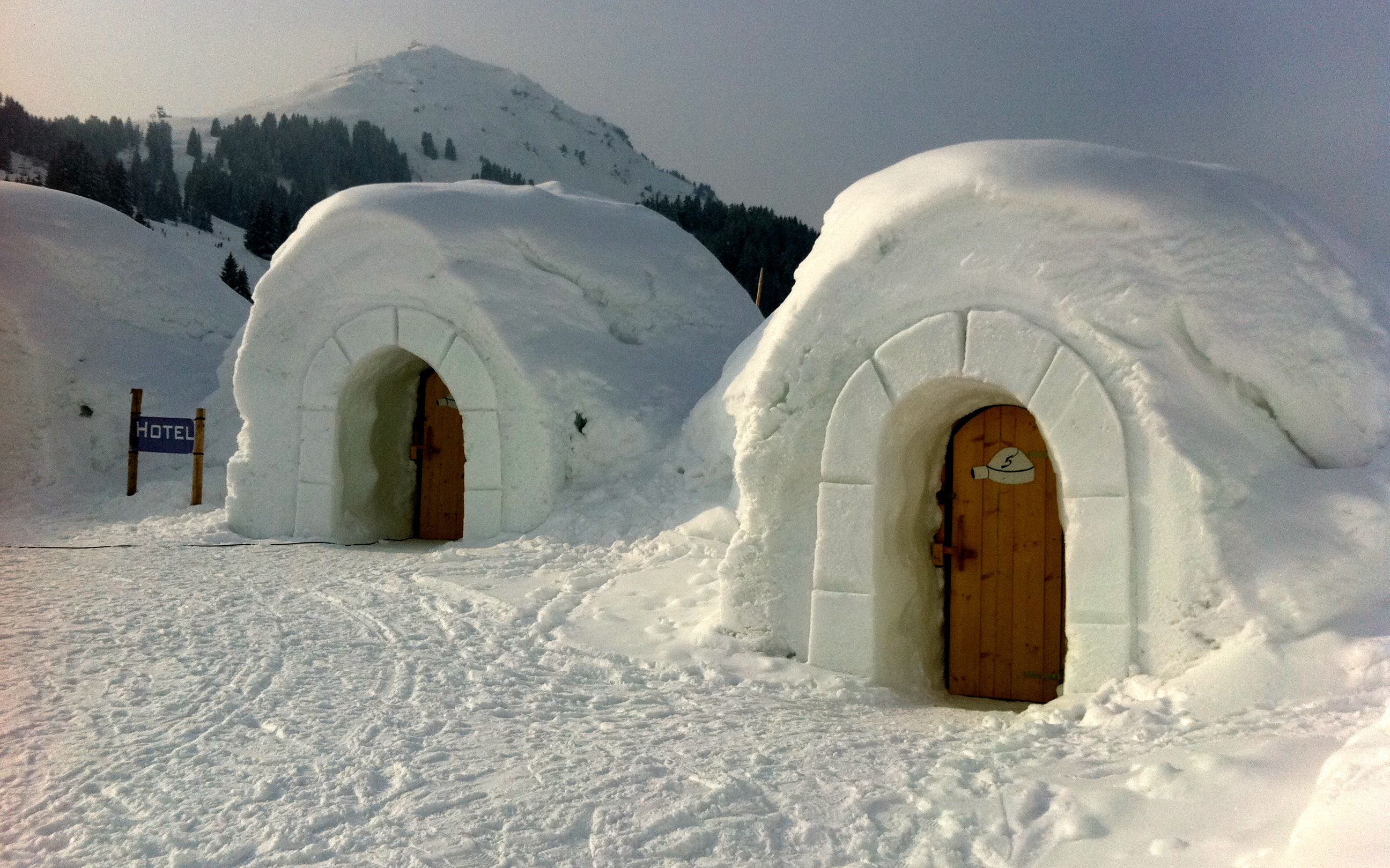 khách sạn lều tuyết 
