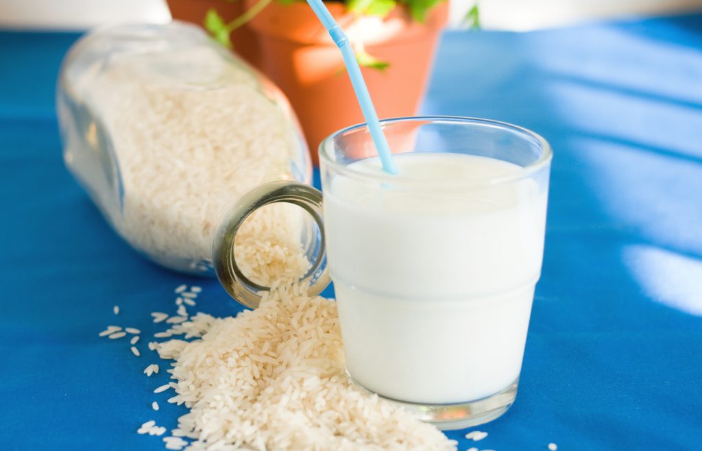 sữa gạo tốt và không phải là nguyên nhân gây mụn