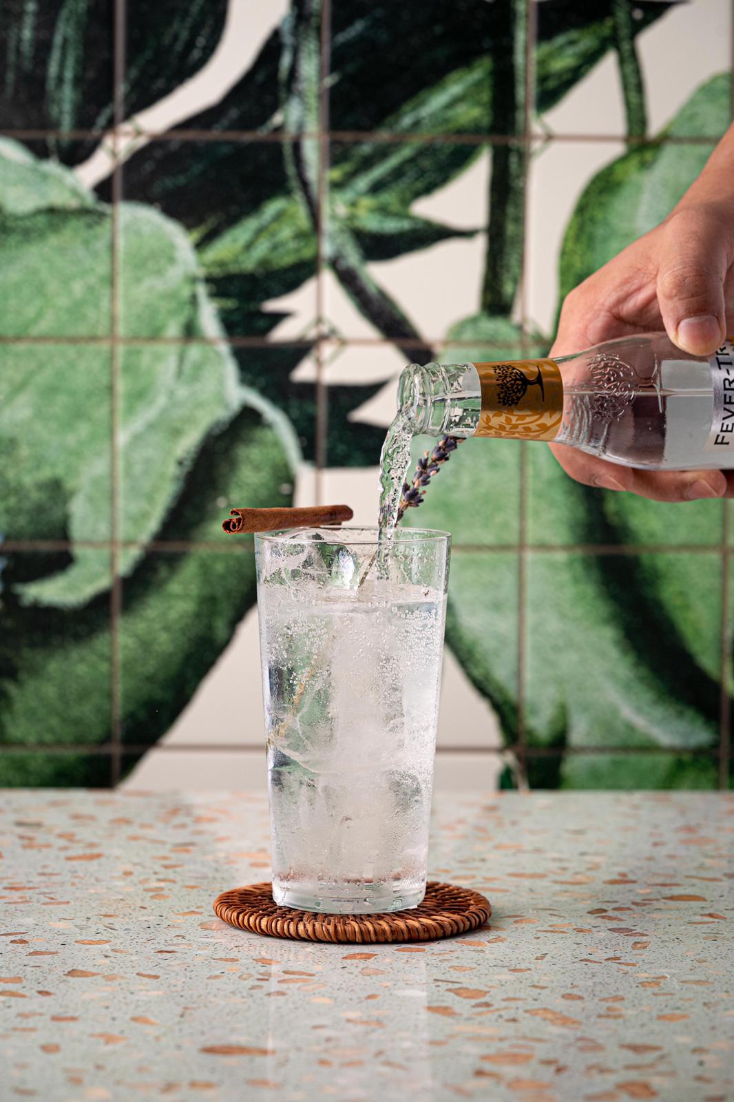 nước gin coocktail