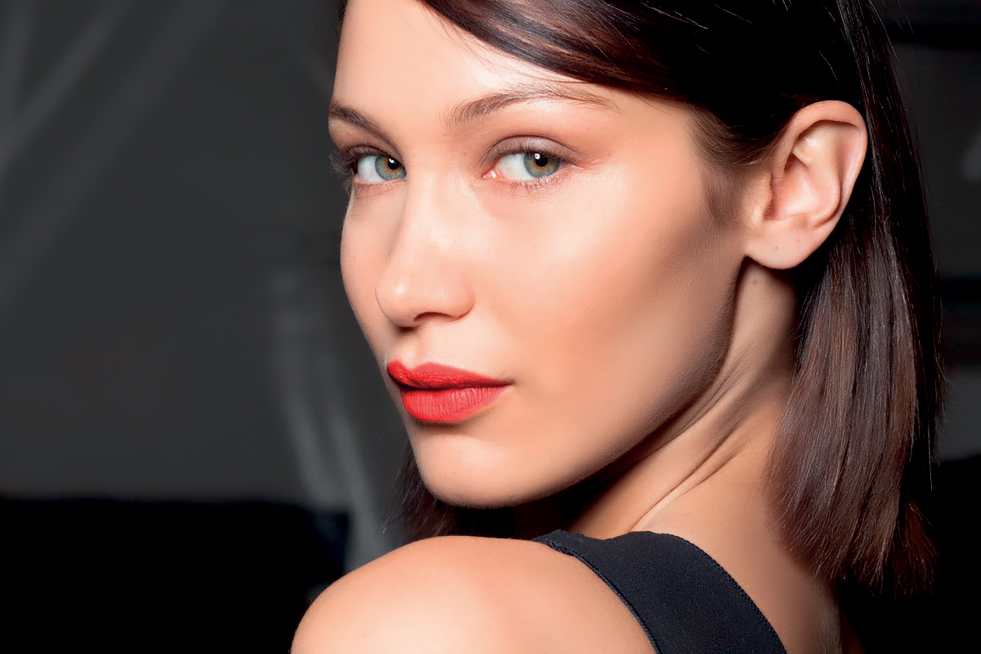 Bella Hadid bí quyết làm đẹp