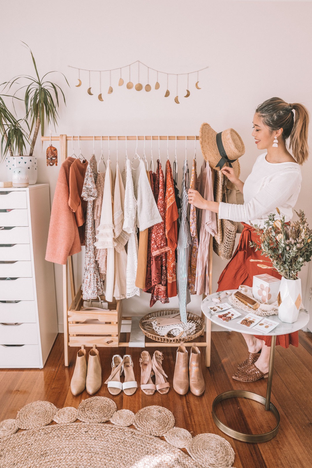 Bí quyết sở hữu tủ quần áo mùa Tết