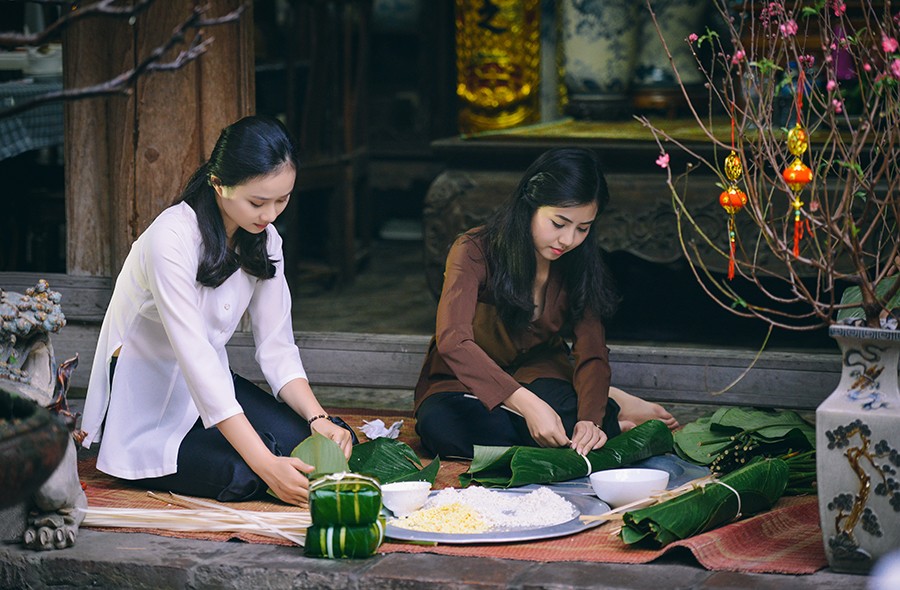 gói bánh chưng ngày tết