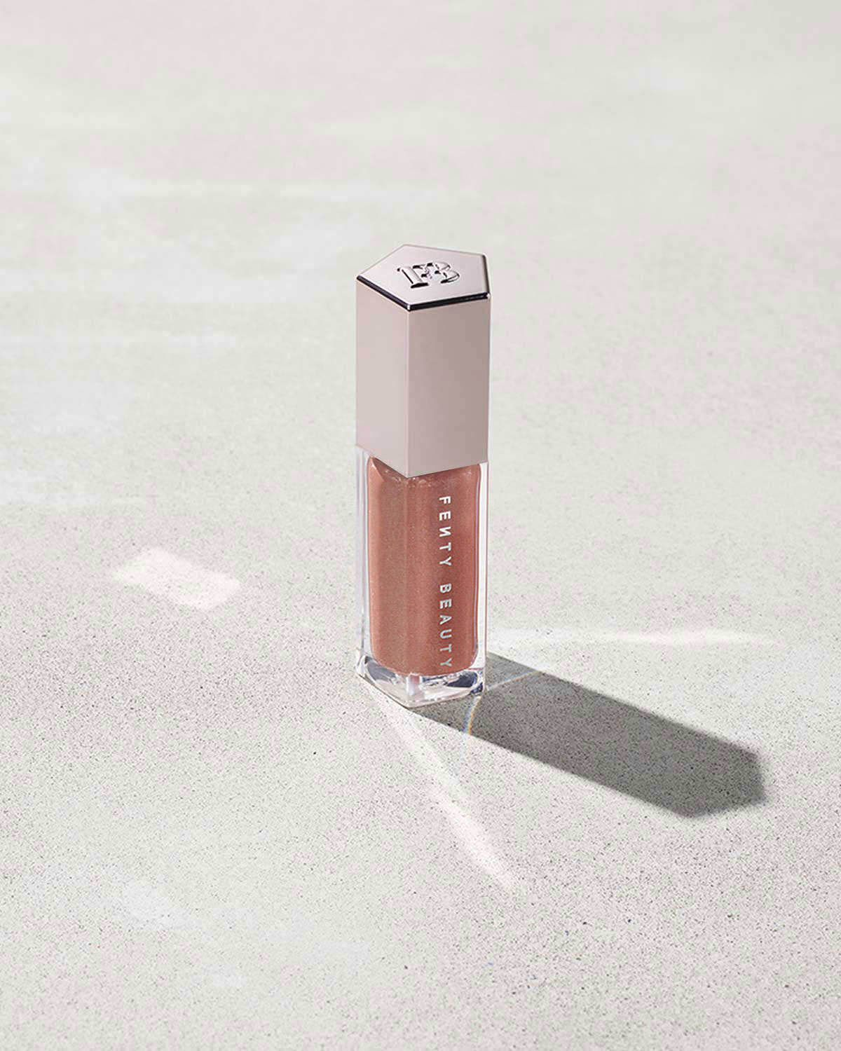 Son bóng-Fenty Gloss Bomb Universal Lip Luminizer.