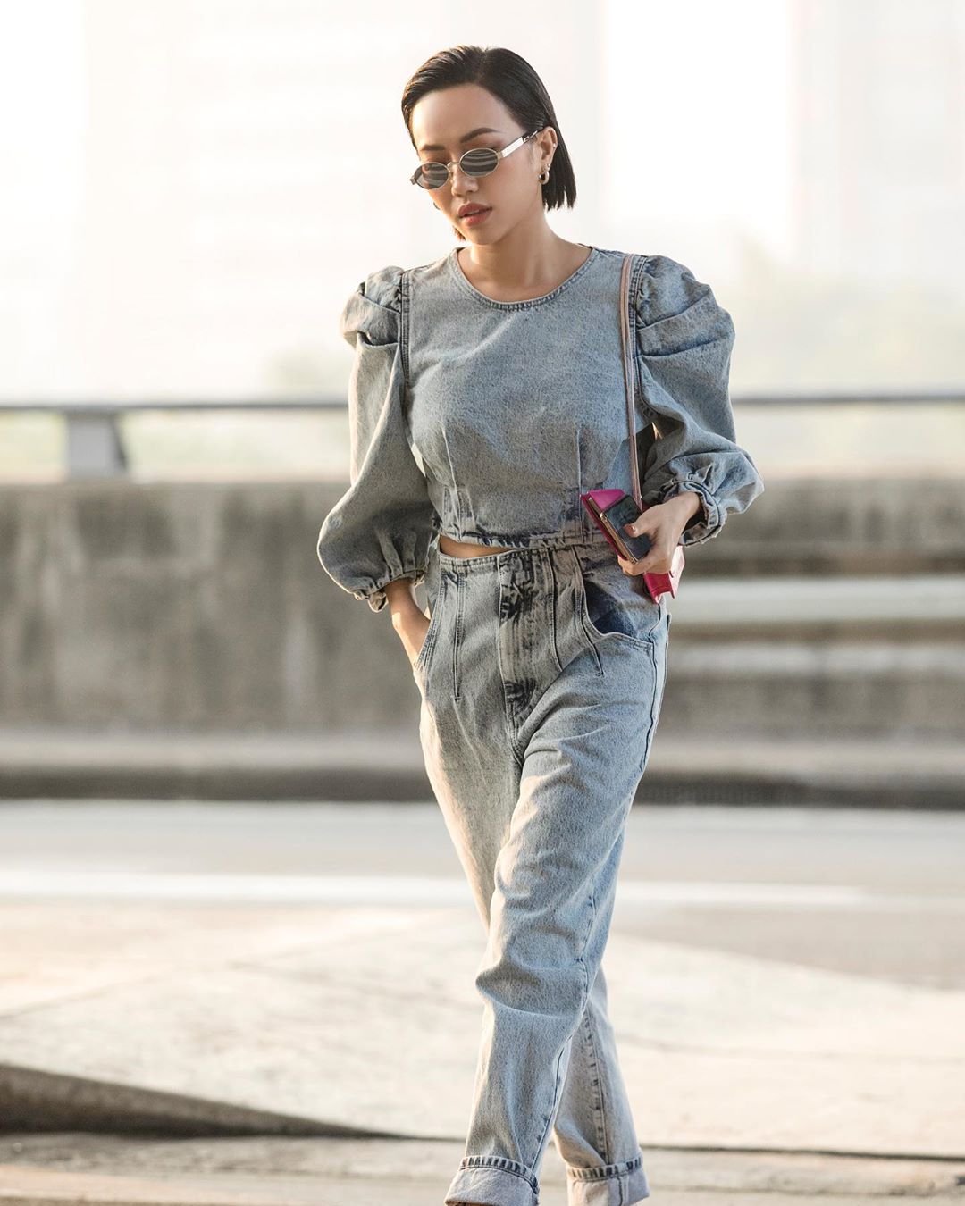 cách phối đồ của diệu nhi với trang phục denim-on-denim