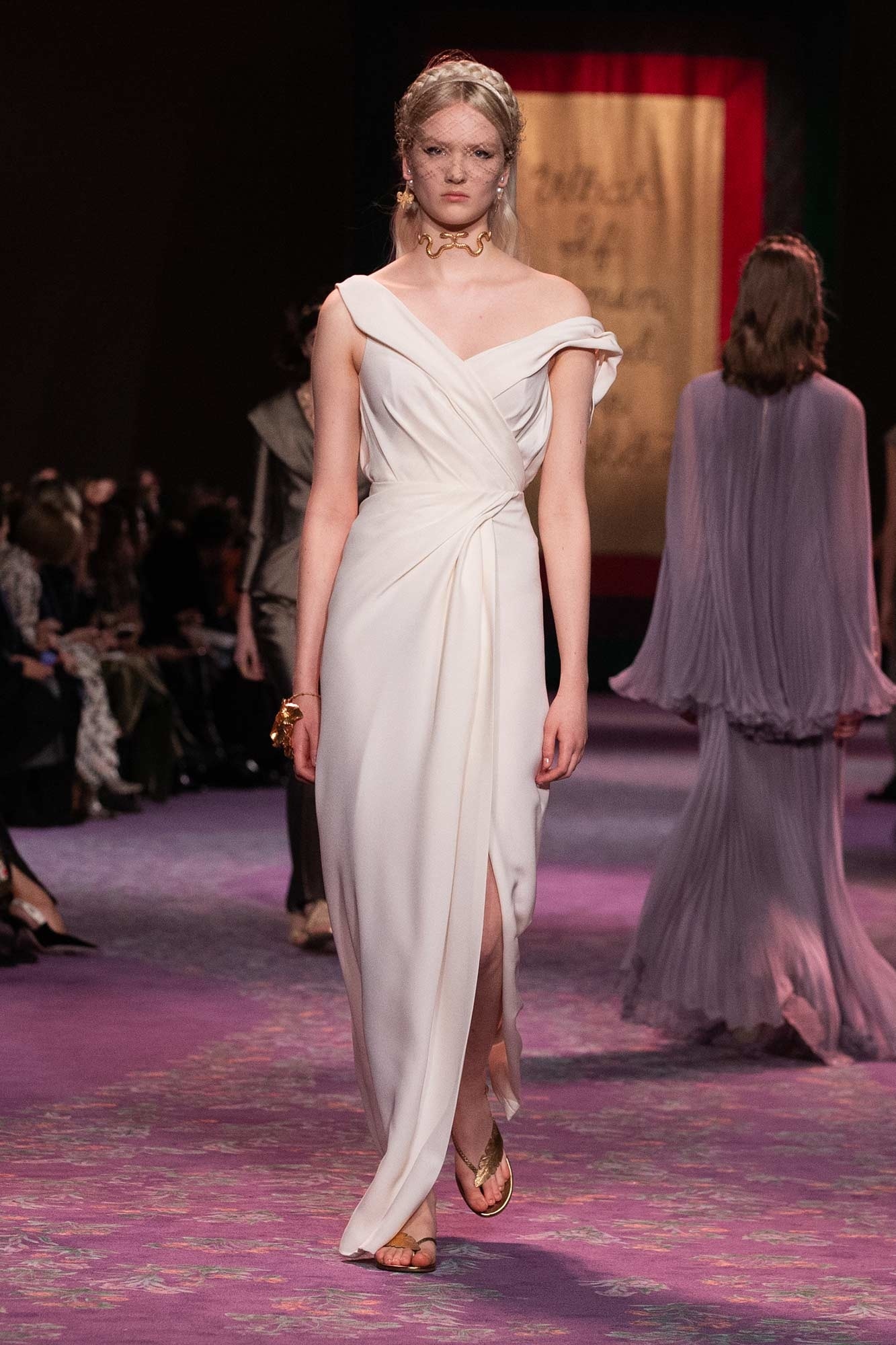 Dior Haute Couture Xuân - Hè 2020 đầm thắng trễ vai 44