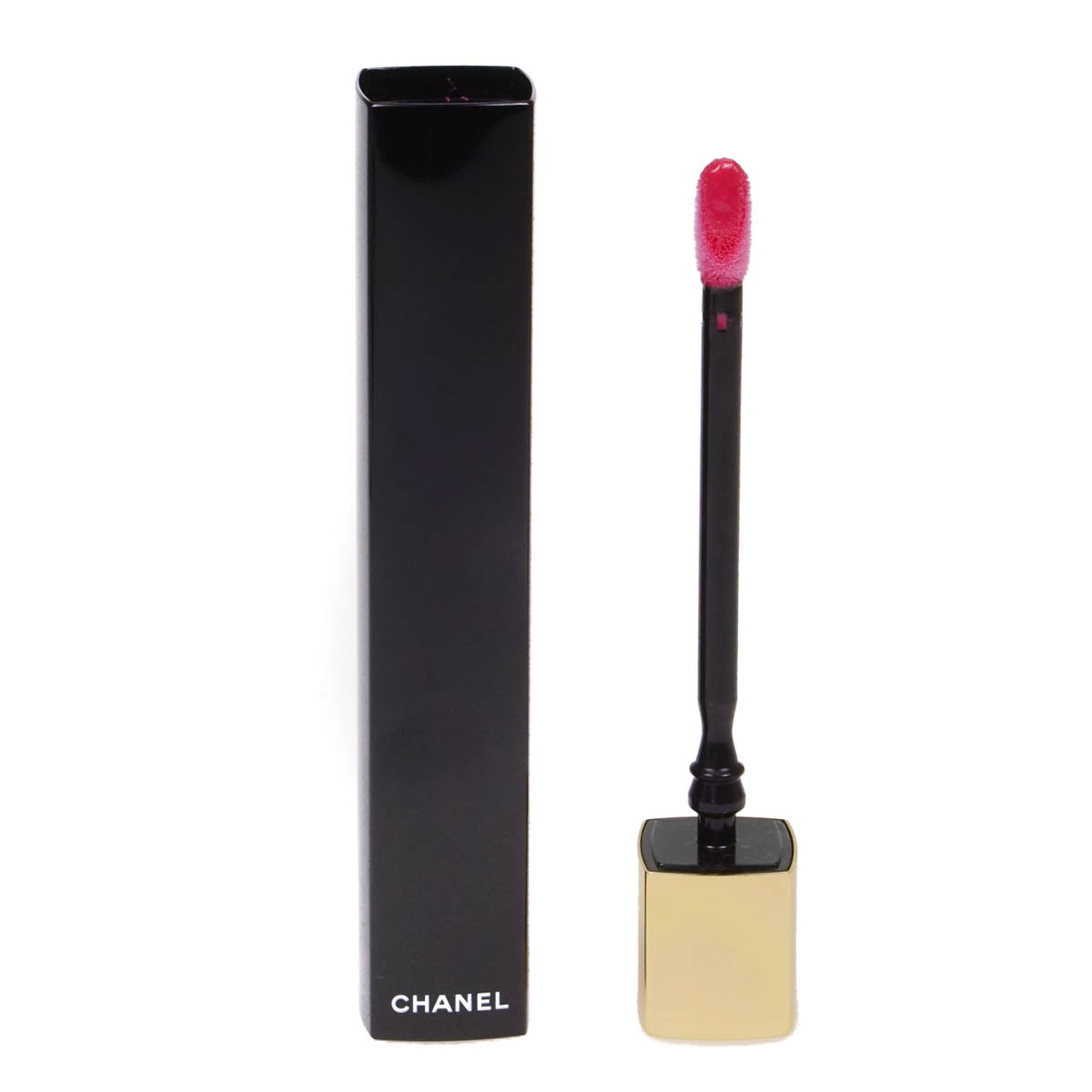 Son bóng-Chanel Rouge Allure Gloss.