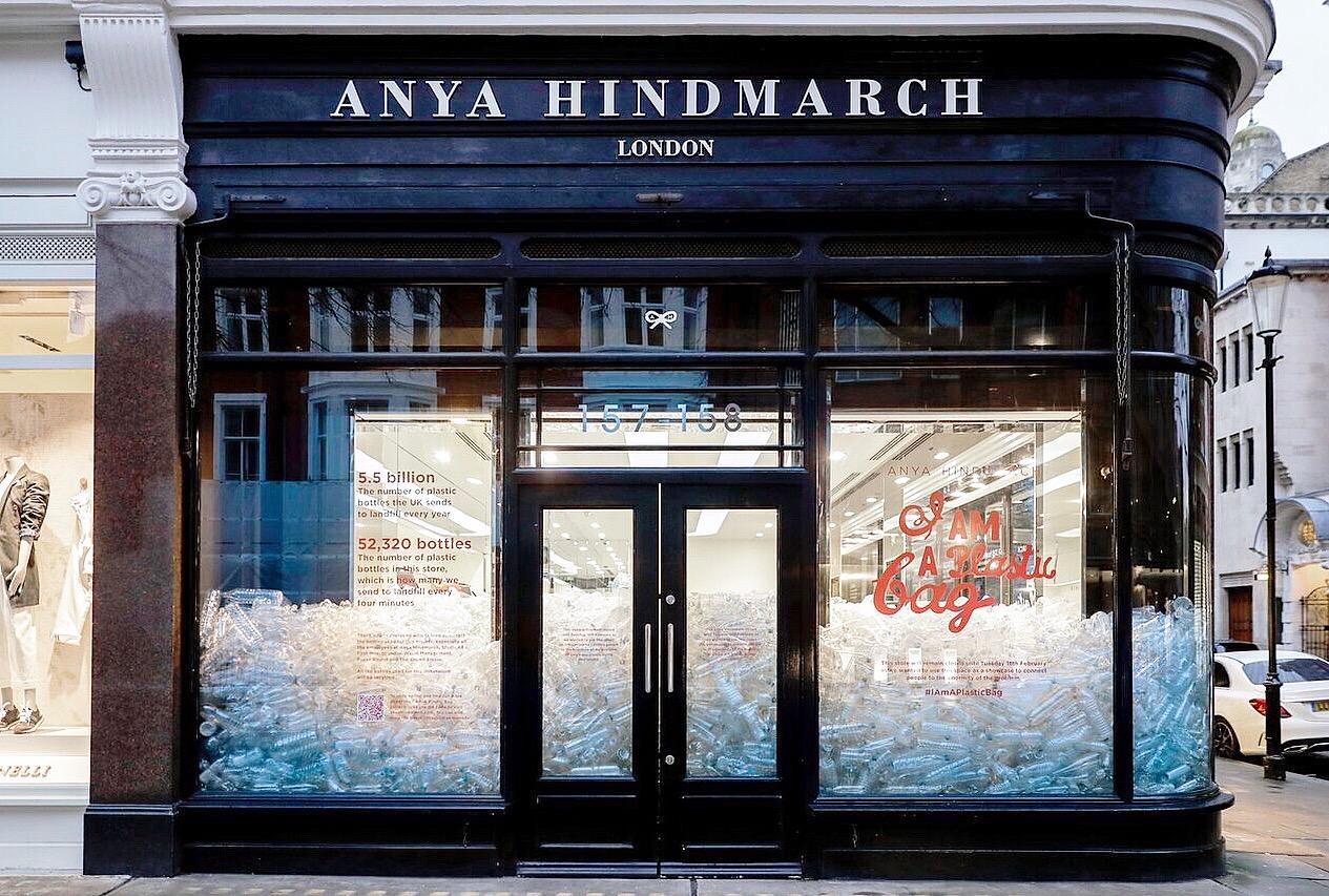 cửa hàng anya hindmarch tại London