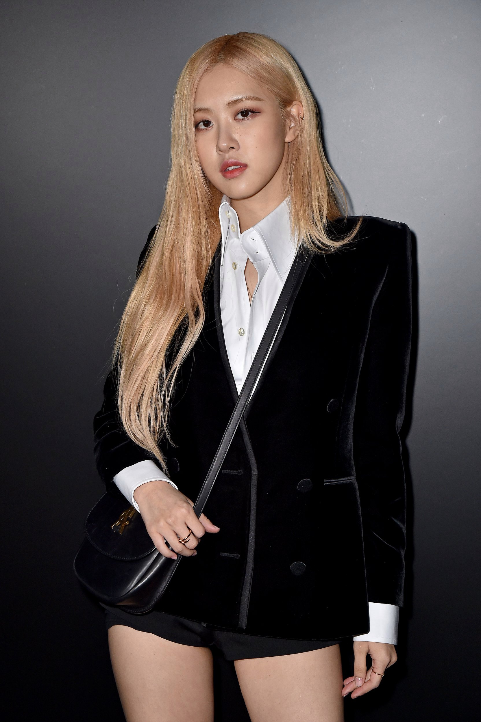 buổi trình diễn saint laurent thu đông 2020 rosé blackpink