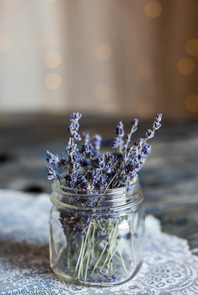 Tinh dầu lavender cải thiện cảm xúc hiệu quả.