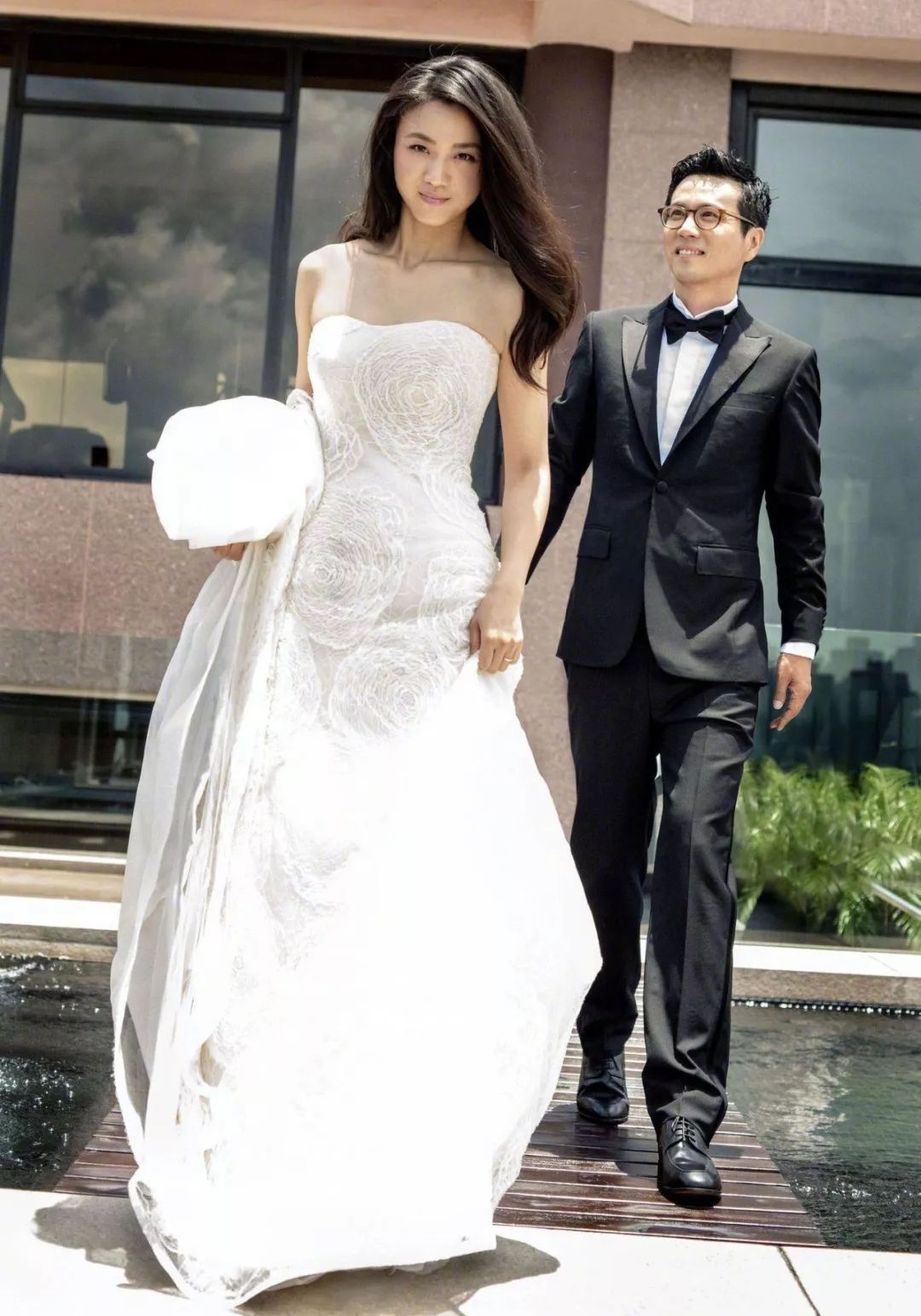 Thang Duy kết hôn cùng đạo diễn Kim Tae Young