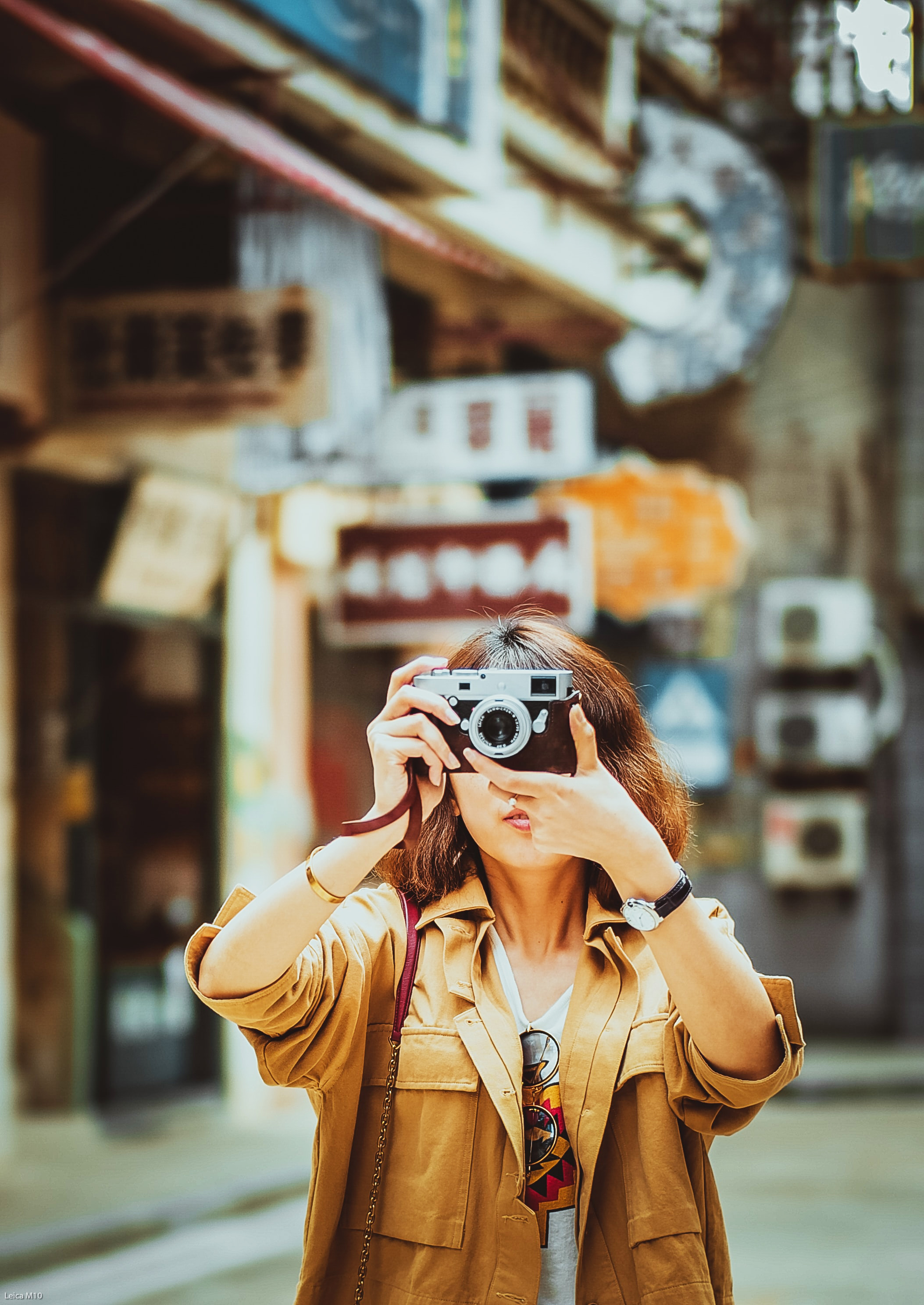 cung hoàng đạo cô gái chụp ảnh
