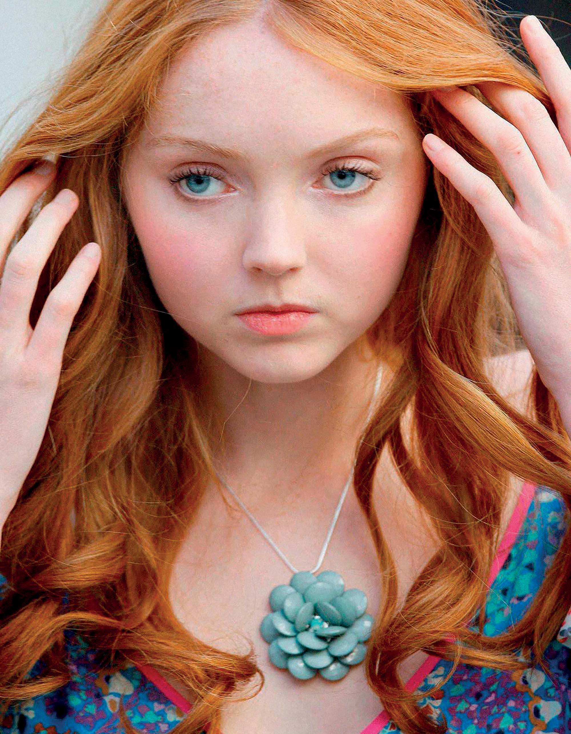 LiLy Cole chiến binh tóc đỏ