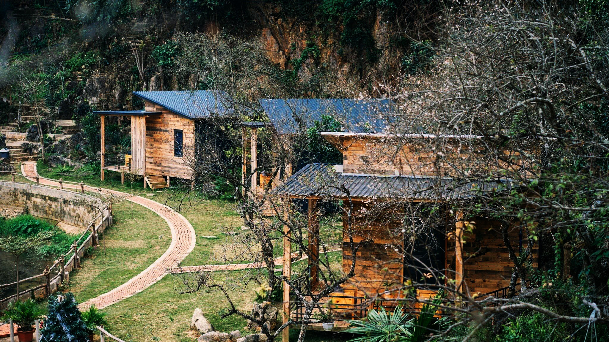 House By Lake (Mộc Châu) homestay