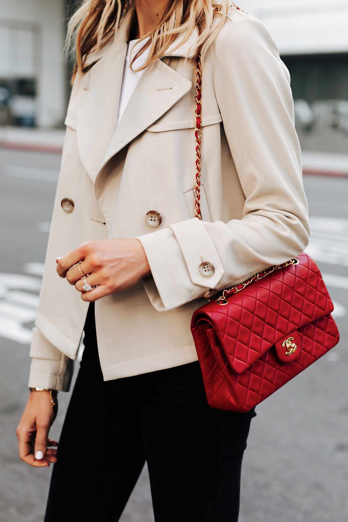 Túi xách đỏ Chanel hình chữ nhật