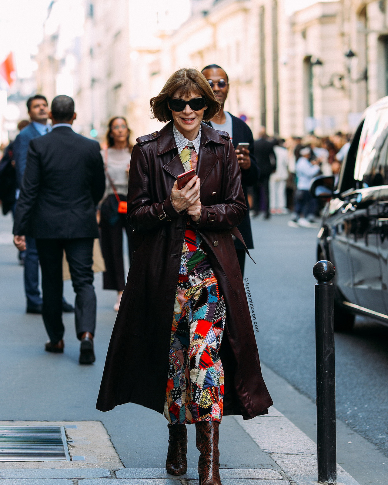 những câu nói hay của anna wintour áo trenchcoat