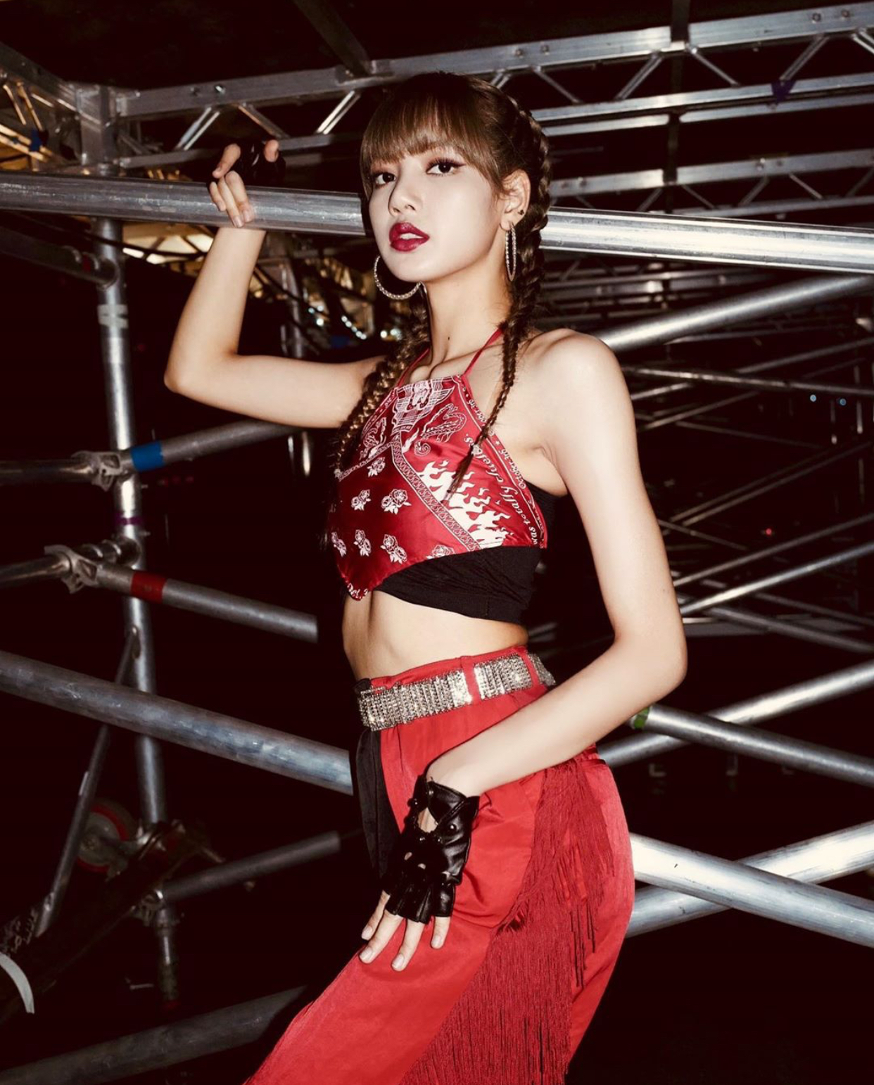 Lisa wearing bandana