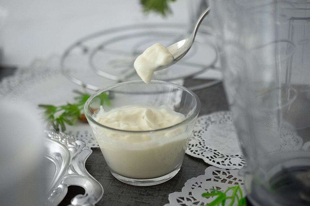 Mặt nạ tóc từ Mayonnaise giúp tóc phục hồi Mặt nạ tóc Mayonnaise giúp dưỡng tóc.