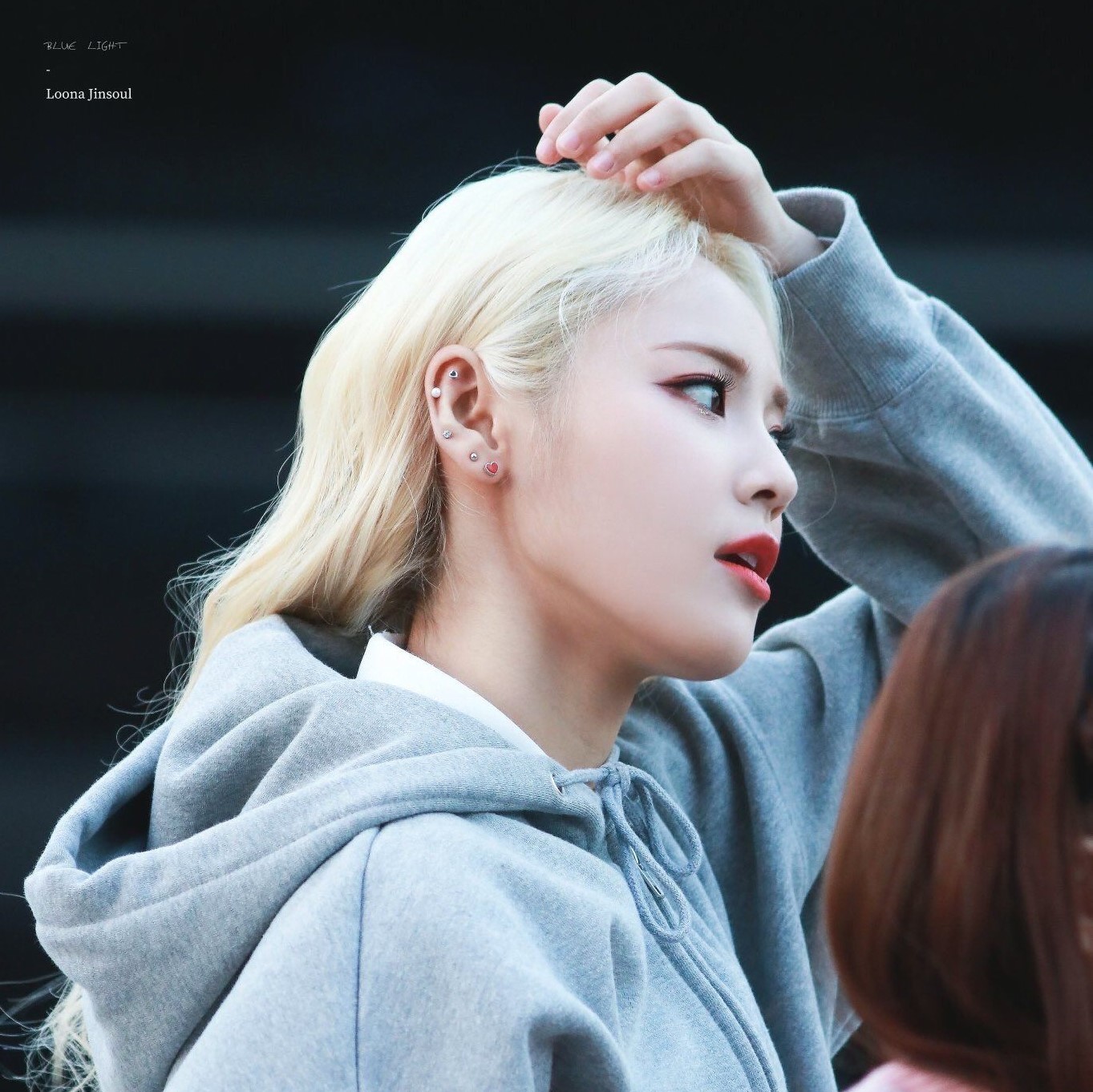 khuyên tai ngọc trai helix loona jinsoul