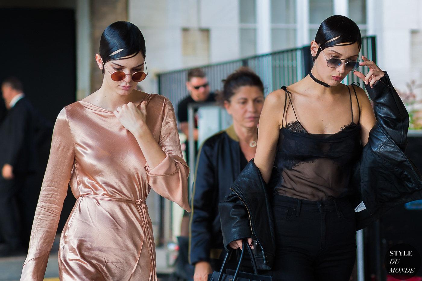 Mặc đẹp như Kendall Jenner và Bella Hadid với mắt kính gọng tròn