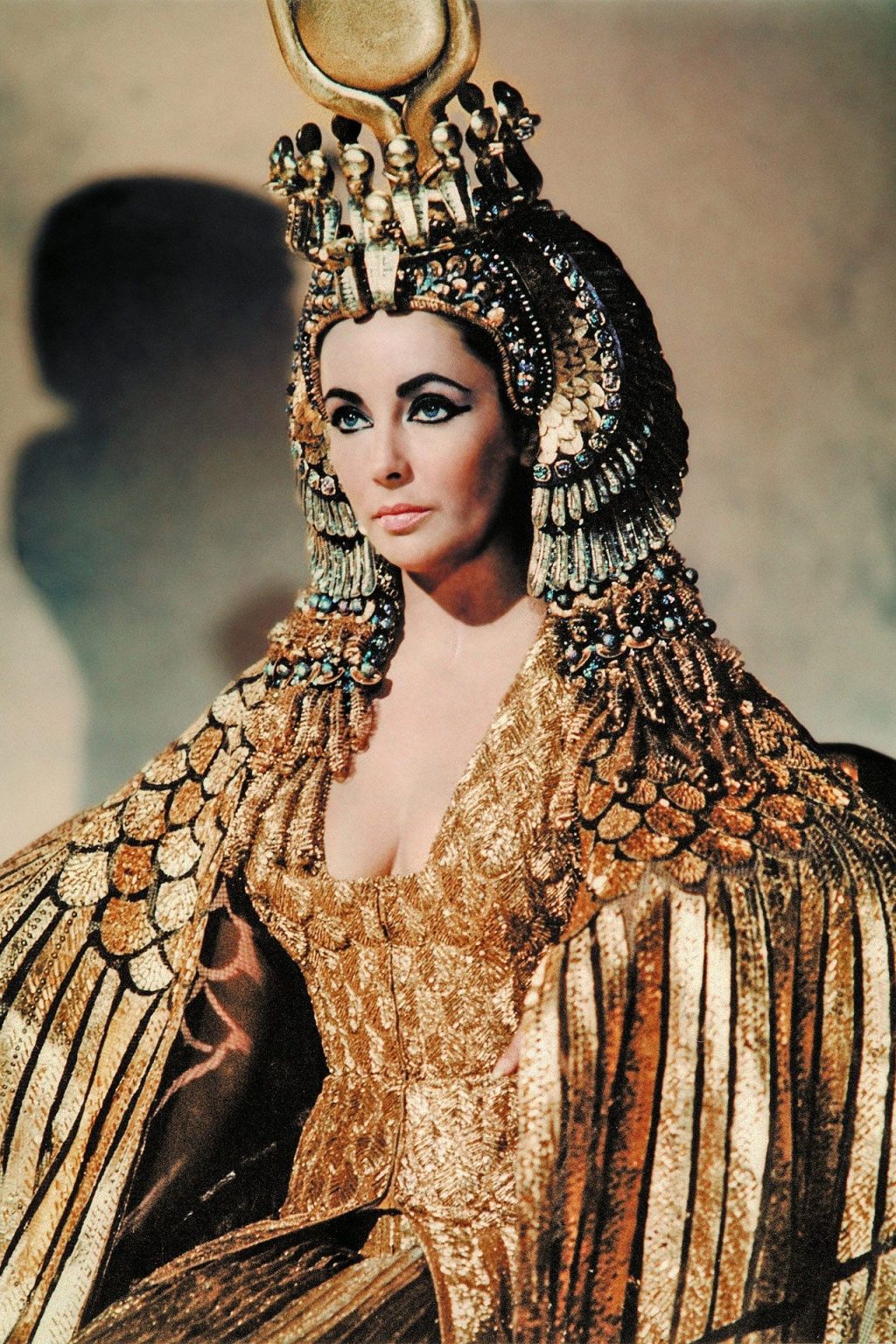 cách trang điểm - cleopatra 1