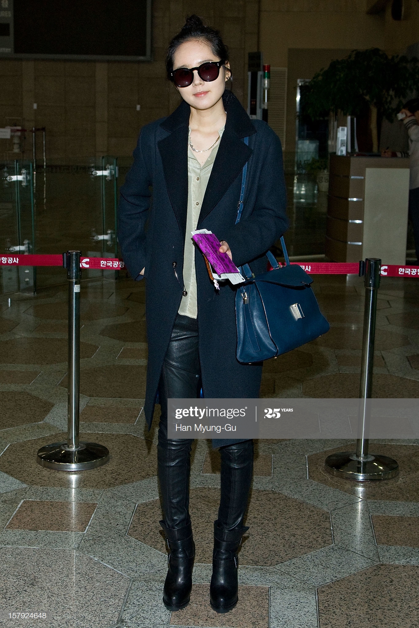 sao Hàn Han Ga In tại sân bay 12/2012