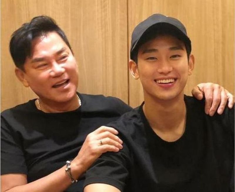 Kim Soo Hyun và bố