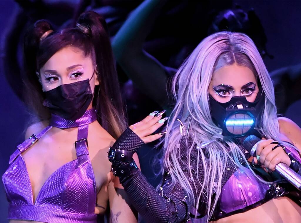 Ariana Grande và Lady Gaga trình diễn tại sân khấu VMAS 2020