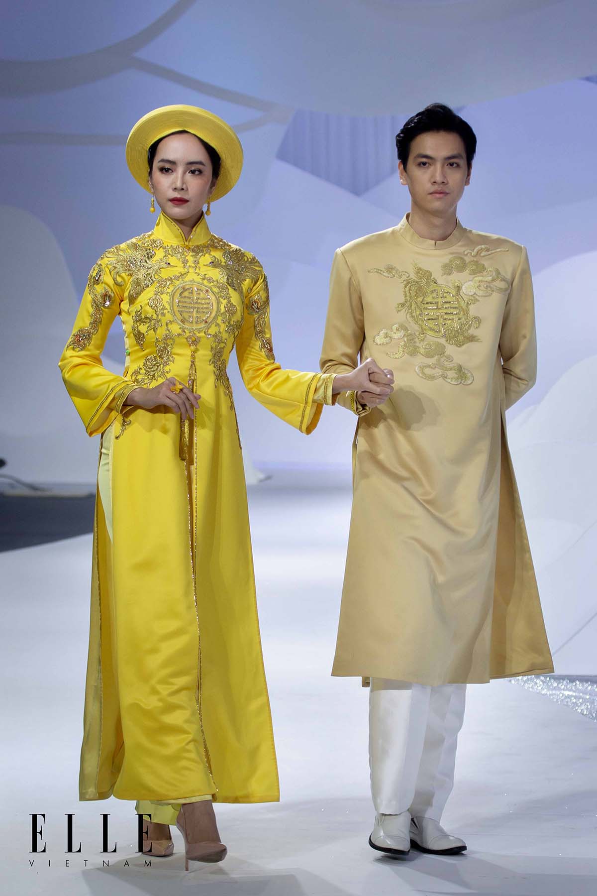 NTK Thủy Nguyễn BST Tìm ngươi trong mộng cuifng áo dài vàng âm hưởng truyền thống