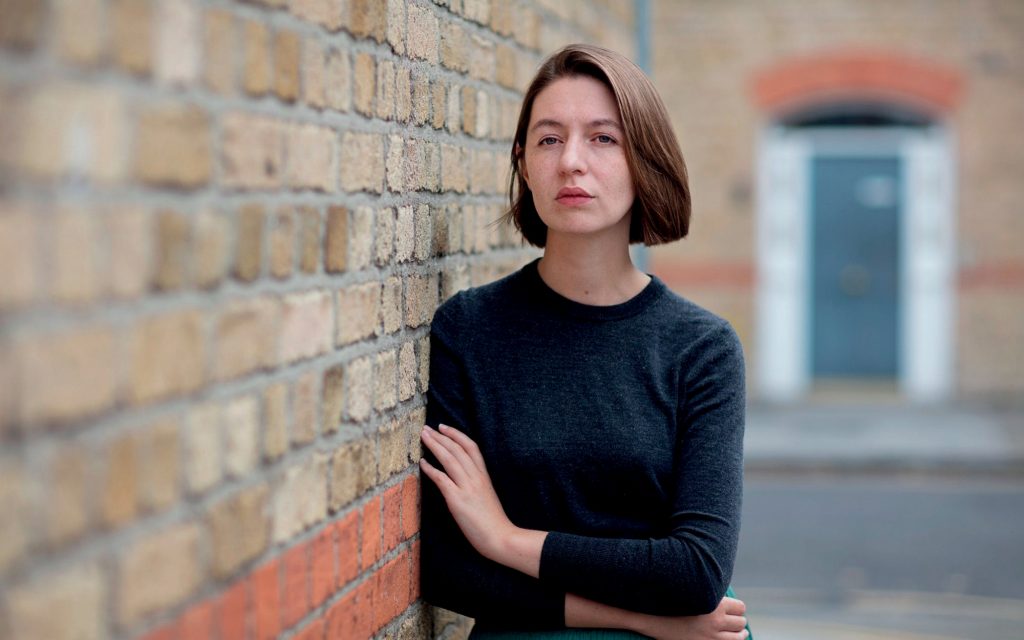 Sally Rooney tác giả tiểu thuyết