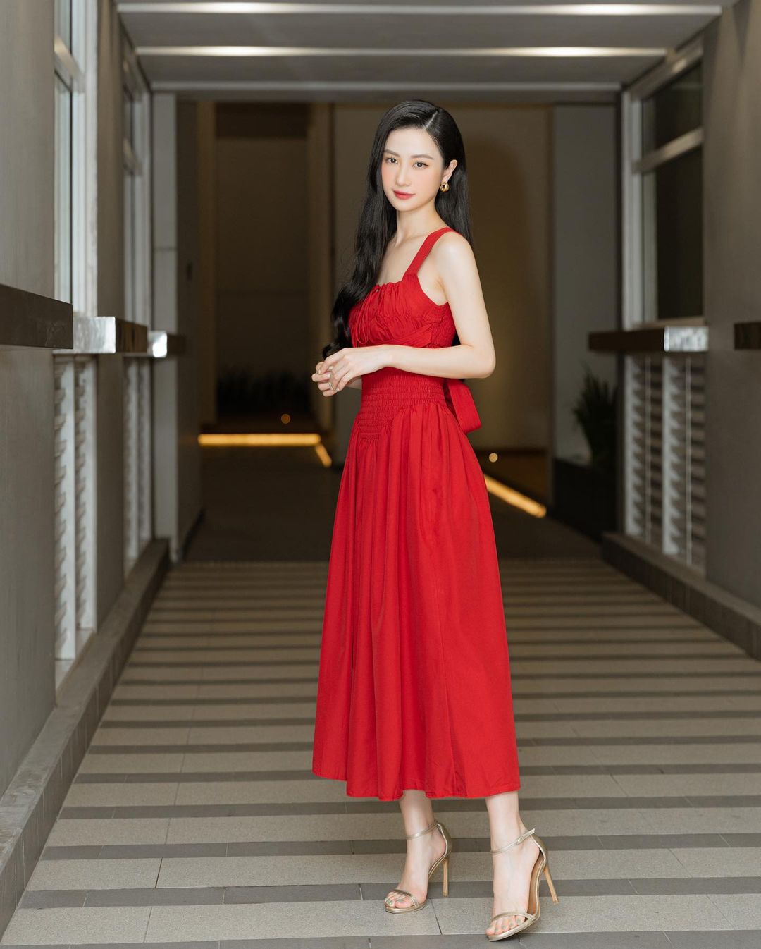 Đầm xòe màu đỏ tay lỡ vải cát nhật  Quần Áo Xưởng May ANN