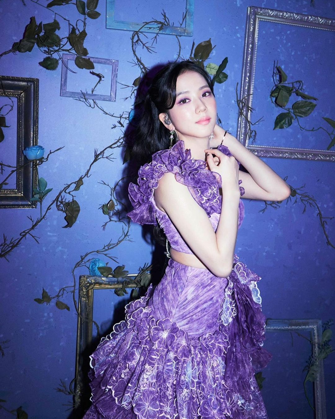 Hóa ra Jisoo có ẩn ý khi mặc váy tím tại Paris Fashion Week  Báo Phụ Nữ  Việt Nam